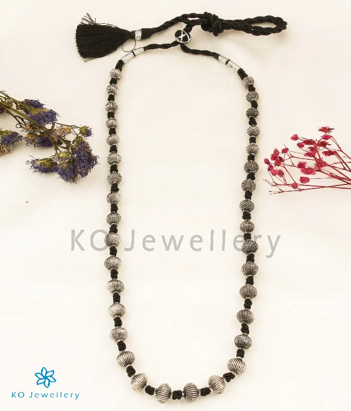 The Vaishali Jomale Silver Necklace (Black/Oxidised)