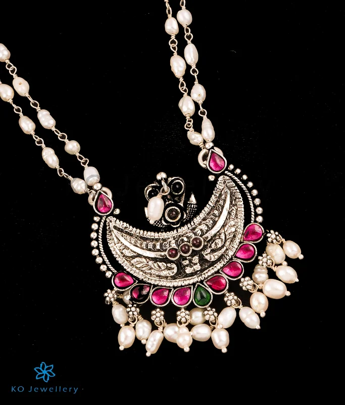 The Manvita Kokkethathi Silver Pearl Necklace