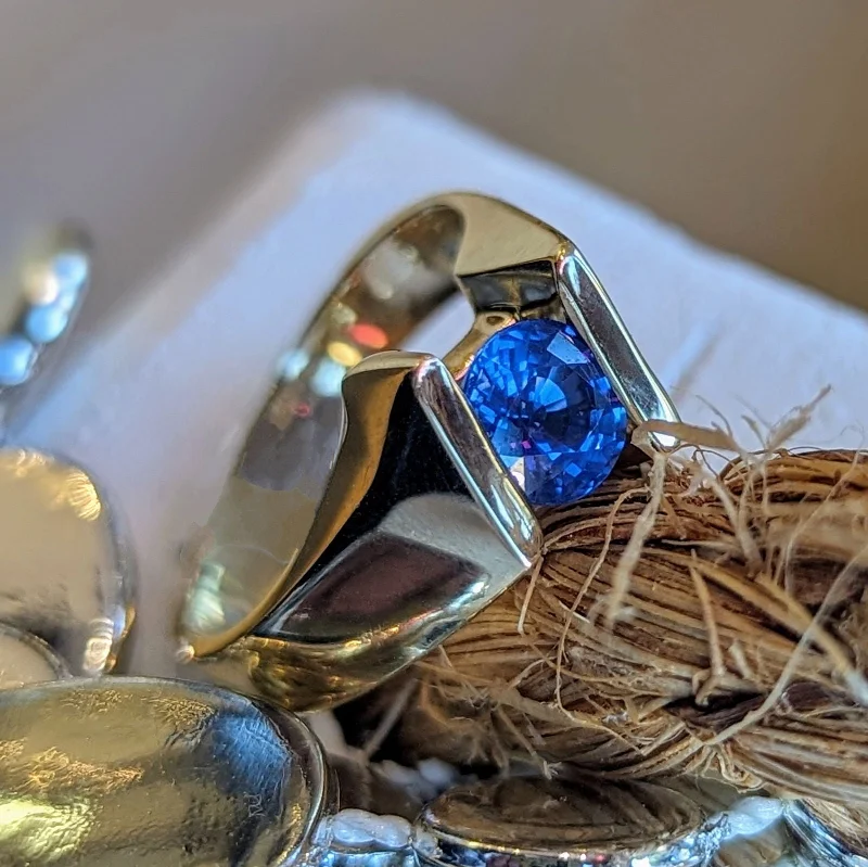 Plumb Gold Original Blue Sapphire Ring