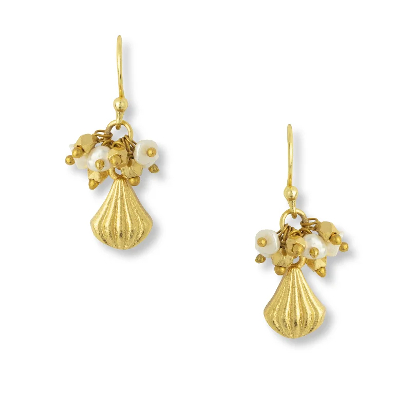 Ash Pearl Earrings