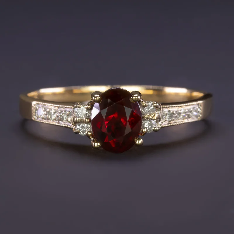 RUBY DIAMOND 18k ENGAGEMENT RING NATURAL YELLOW GOLD COCKTAIL OVAL RED CLASSIC