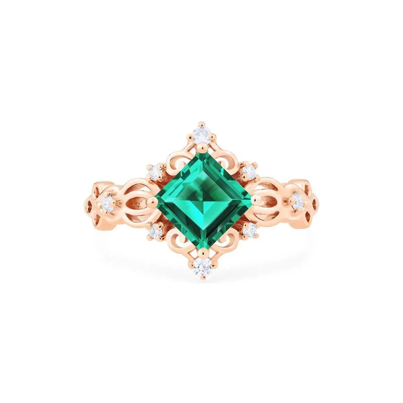 [Anna] Vintage Square Princess Cut Ring in Lab Emerald