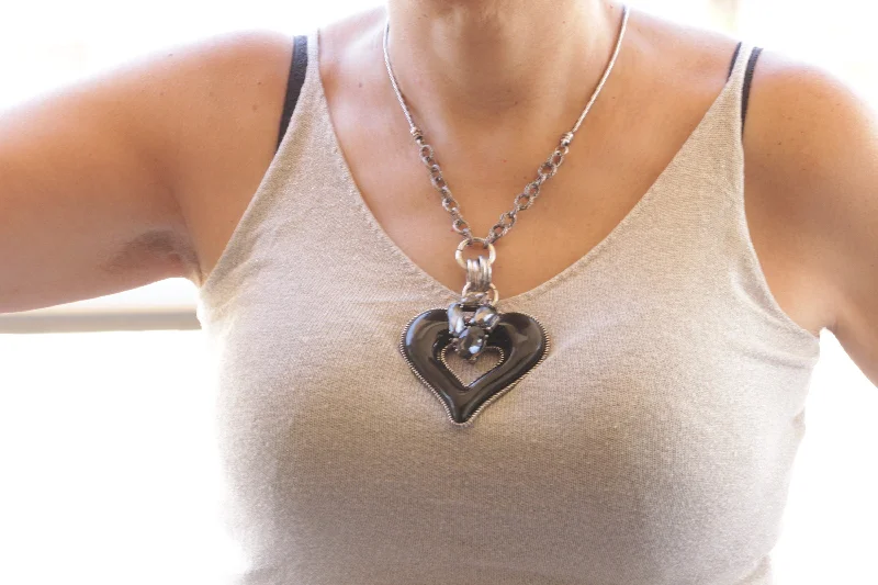 HEART NECKLACE