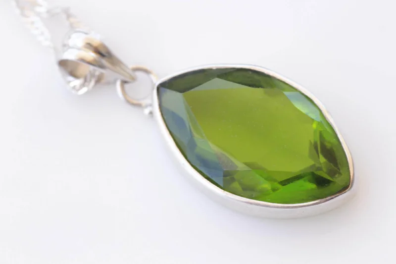 PERIDOT NECKLACE