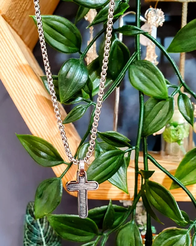 Unique & Co Stainless Steel Cross Pendant Necklace