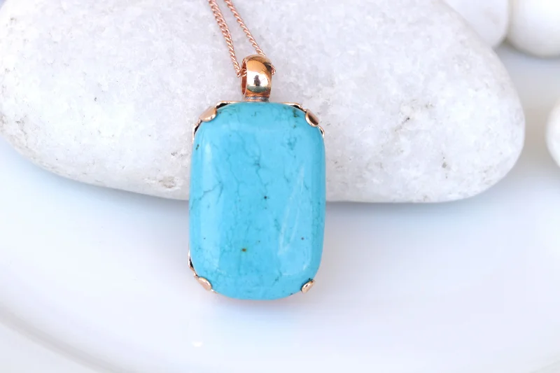 TURQUOISE NECKLACE